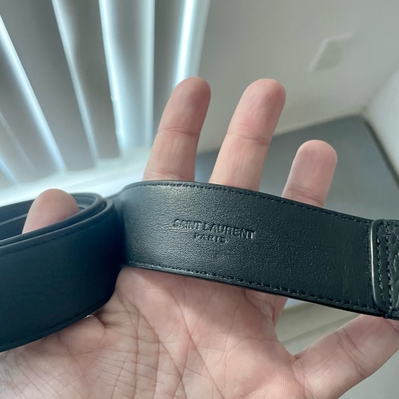 SAINT LAURENT Cassandre Belt In Smooth Leather - Picture 4 of 7